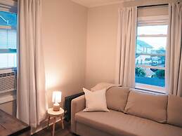 Apartment w Private Balcony Close to Beach