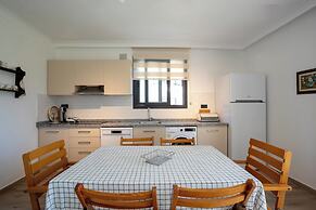 Limon Homes Dublex Daily Weekly Rentals