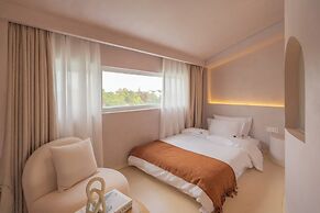 Qi Meng Rainbow bridge branch