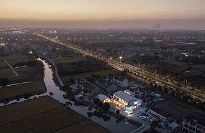 Qi Meng Rainbow bridge branch