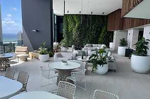 La Jolla Holiday Broadbeach