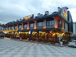 Parla Park Otel