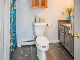 Lakehouse w Private Beach Bar Lg Deck Dock