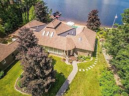 Lakehouse w Private Beach Bar Lg Deck Dock