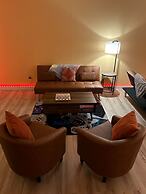 Mansion w 10 Bedrooms Pool and Theater