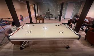 Mansion w 10 Bedrooms Pool and Theater