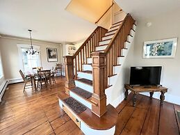 Mansion w 10 Bedrooms Pool and Theater