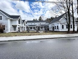 Mansion w 10 Bedrooms Pool and Theater