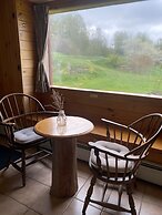 Relaxing Nature Retreat Perfect for Large Groups