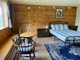 Relaxing Nature Retreat Perfect for Large Groups