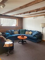 Relaxing Nature Retreat Perfect for Large Groups