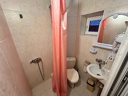 Family Hotel Parnas 2250