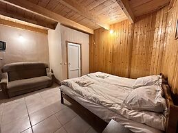 Family Hotel Parnas 2250