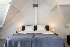 Studio in Kamperland With Terrace