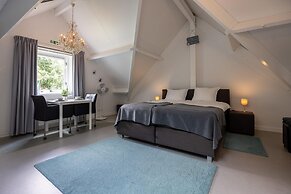 Studio in Kamperland With Terrace