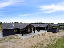 5 Star Holiday Home in Norre Nebel