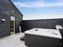 5 Star Holiday Home in Norre Nebel