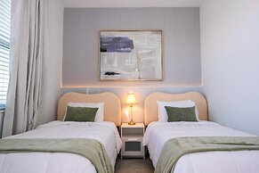 3191 402 Family Fun 3BR Themed Apt Near Disney