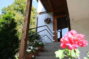 Cozy Holiday Apartment Near Ski Nassfeld