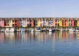 Relaxing Coastal Stay in Lido Altanea