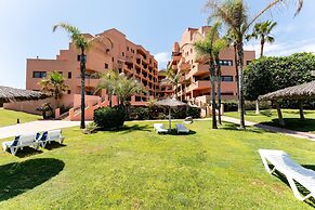 Beachfront Apartment -don Juan Manilva