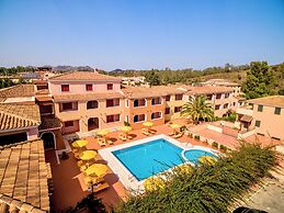 Residence with pool in Sos Alinos