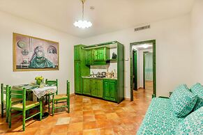 Residence with pool in Sos Alinos