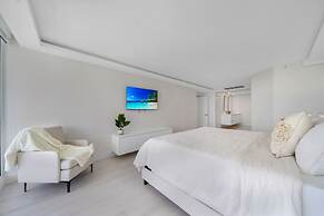 Diamond on the Bay in Miami