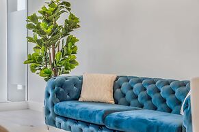 Diamond on the Bay in Miami