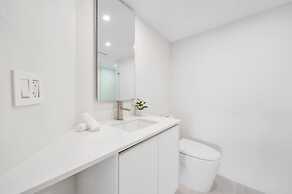 Diamond on the Bay in Miami