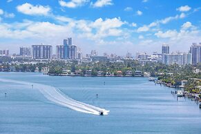 Diamond on the Bay in Miami