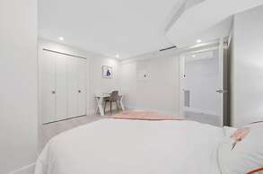 Diamond on the Bay in Miami