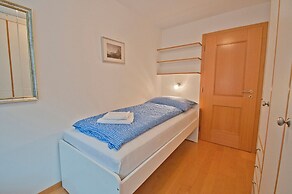 Apartment Lora