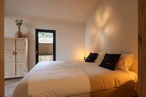 Nature House With Enchanting View