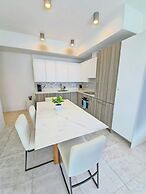 Smart Brickell Condos Free Parking by Cielo Stays