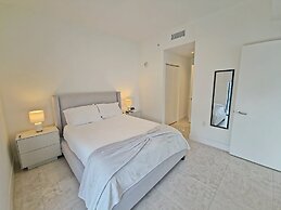 Smart Brickell Condos Free Parking by Cielo Stays
