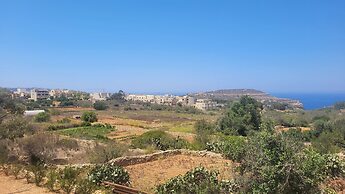 San Pawl bnb Farmhouse Calypso