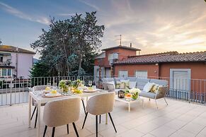 The City Terrace Apartment