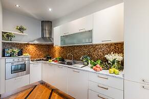 The City Terrace Apartment