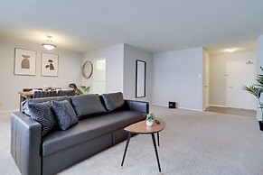 Modern 1BR Stay in Crystal City