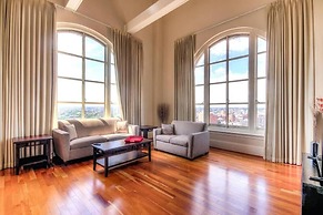 Spectacular Penthouse at 39 west.