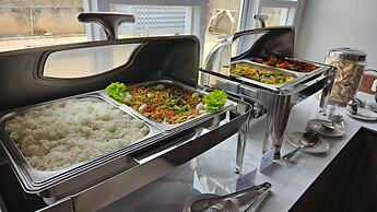 Hexton Hotel Lampung by Amazing