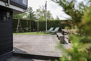 Spacious Holiday Home in Kamperland