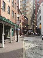 Executive furnished rentals at Light St