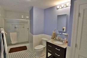 Executive furnished rentals at Light St