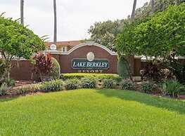 Beautiful Townhome at Lake Barkley With Pool View!