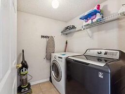 Beautiful Townhome at Lake Barkley With Pool View!