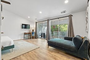 Spacious Family Home w Pool Hot Tub Large Yard