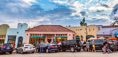 Spacious Family Home w Pool Hot Tub Large Yard