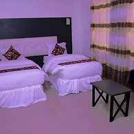 HOTEL DE SILVER BOTIQUE KiGALi
